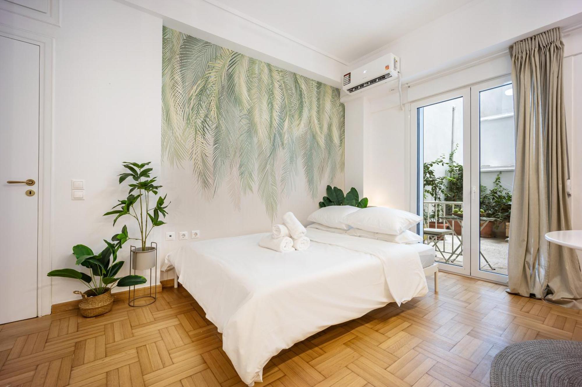 Palm By Gk